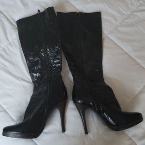Sexy patent leather black boots